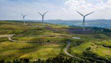 Collectively, G20 nations have allocated 33% more funding to fossil fuels than low-carbon generation since March